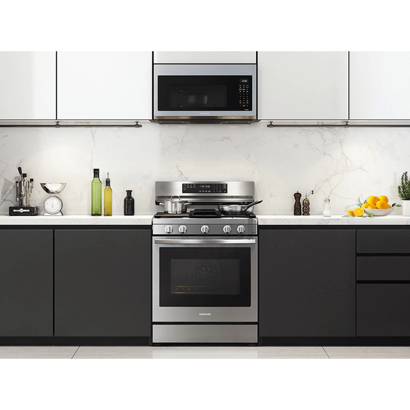 6.0 cu. ft. Smart Freestanding Gas Range with No-Preheat Air Fry, Convection+ & Stainless Cooktop in Stainless Steel in room product image