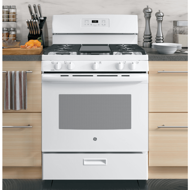 GE® 30" Free-Standing Gas Range in room product image