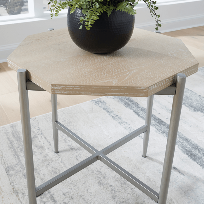 Varlowe Table 3 Piece Set By Ashley end table close up product image