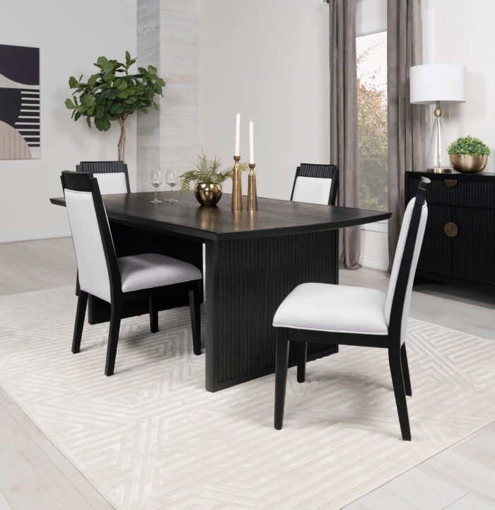 Brookmead 5-piece Extension Leaf Dining Table Set Black product image