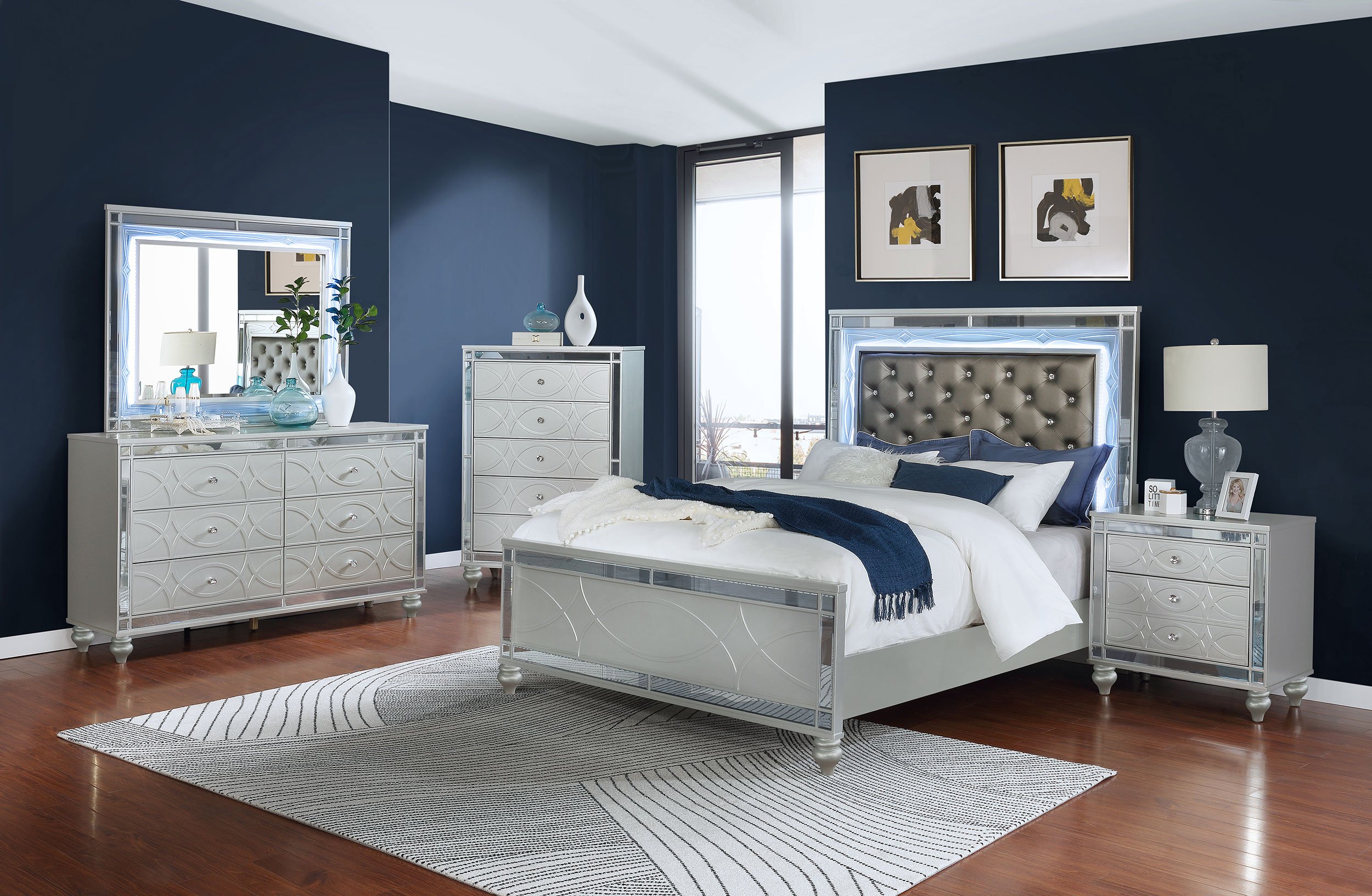 Gunnison 5-piece Eastern King Bedroom Set Silver Metallic Gunnison 5-piece Eastern King Bedroom Set Silver Metallic product image