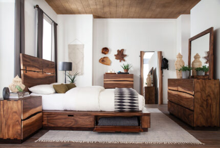 Winslow 4-piece Queen Bedroom Set Smokey Walnut product image
