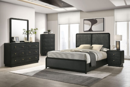 Cavelle 5-piece Eastern King Bedroom Set Black product image