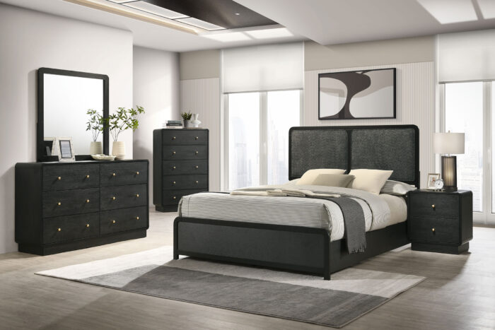 Cavelle 5-piece Eastern King Bedroom Set Black product image