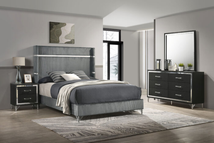Lucia 4-piece Eastern King Bedroom Set Grey and Black product image