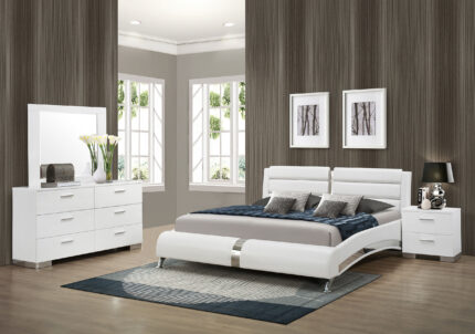 Jeremaine 4-piece Eastern King Bedroom Set White product image