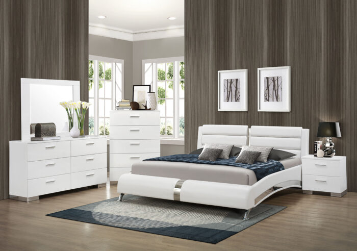 Jeremaine 5-piece Eastern King Bedroom Set White product image