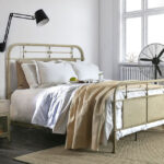 Haldus Bed - Furniture of America product image