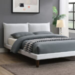 Verwood E.King Bed - Furniture of America product image