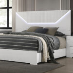 Whitby Queen Bed - Furniture of America product image