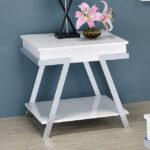 Titus End Table - Furniture of America product image