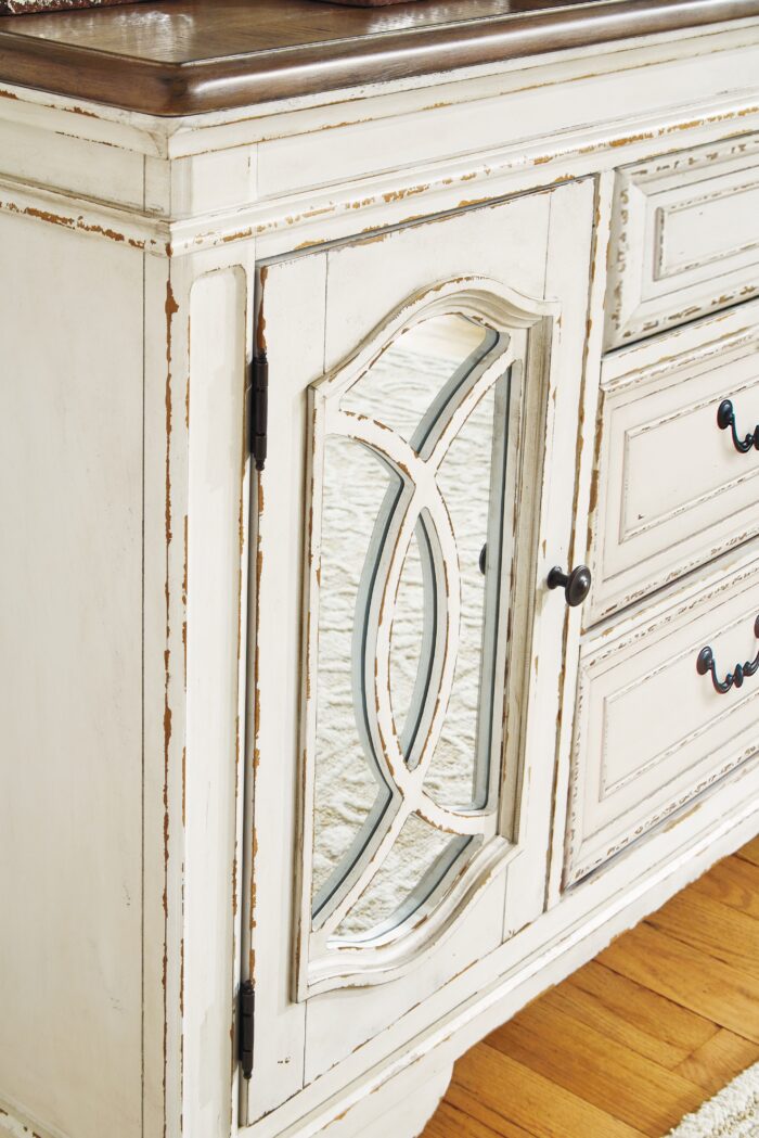 Realyn Dining Server product image
