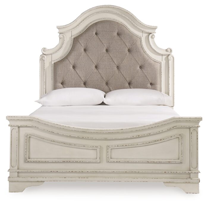 Realyn Queen Bed with Mirrored Dresser and Nightstand product image