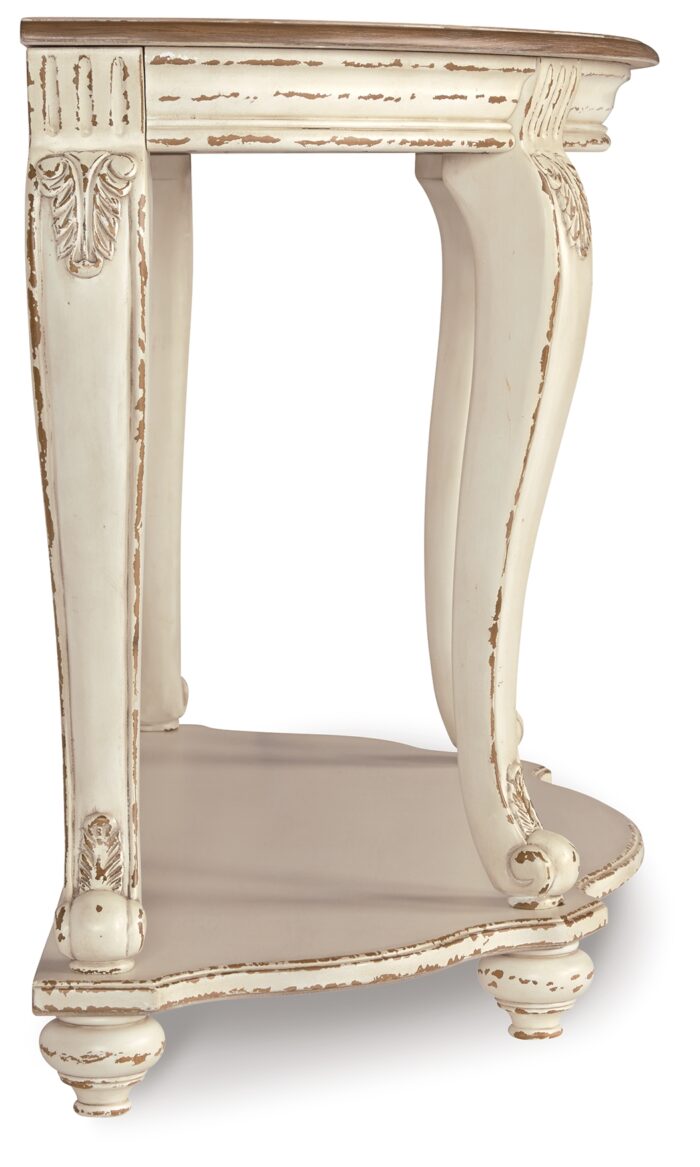 Realyn Sofa Table product image