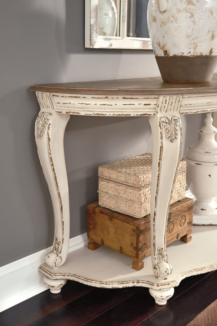 Realyn Sofa Table product image