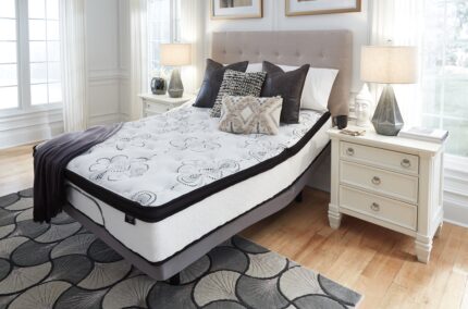 Chime 12 Inch Hybrid Queen Mattress in a Box product image