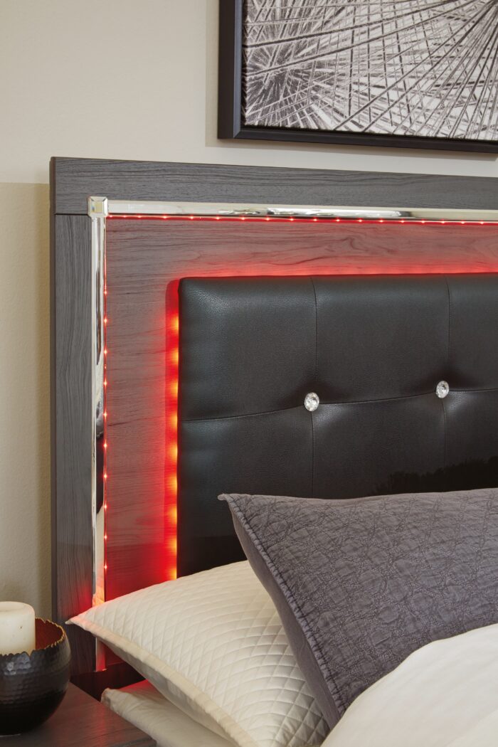 Lodanna Queen Panel Bed product image