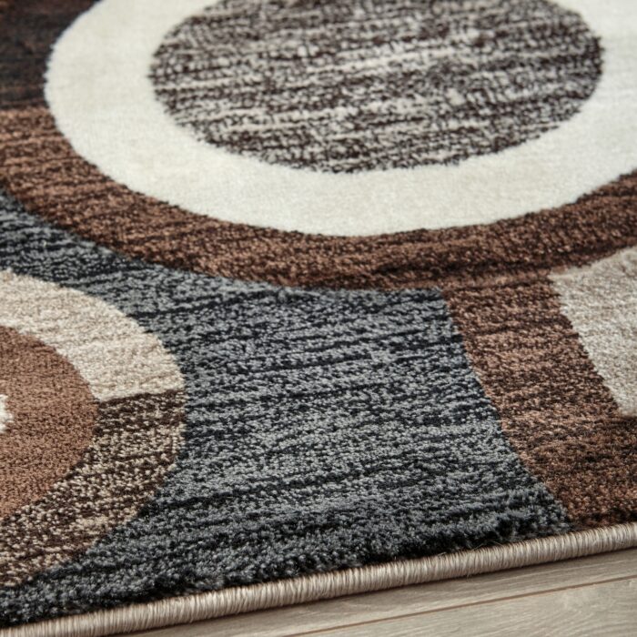 Guintte 5' x 6'7" Rug product image