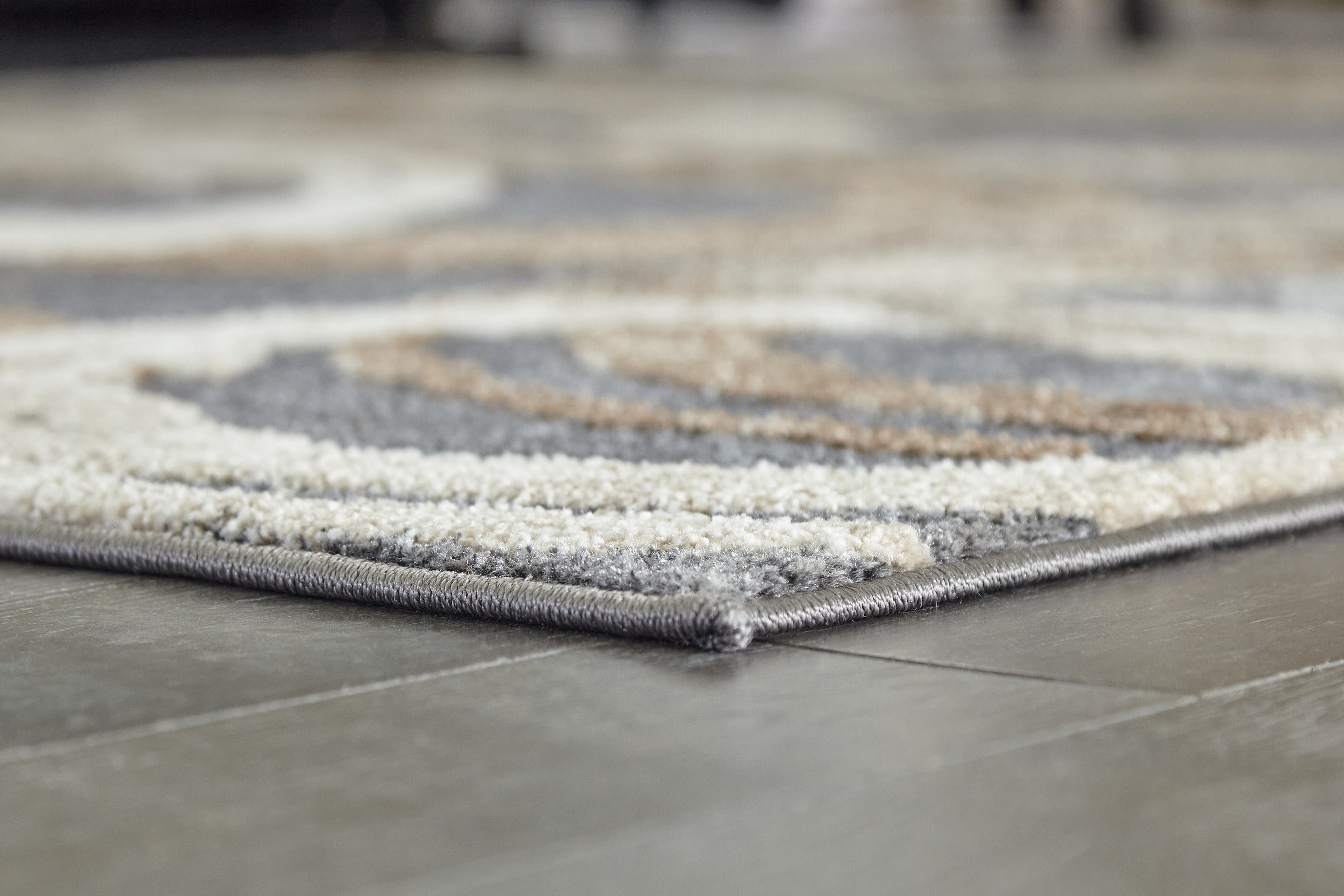 Faelyn 5' x 7'3" Rug product image