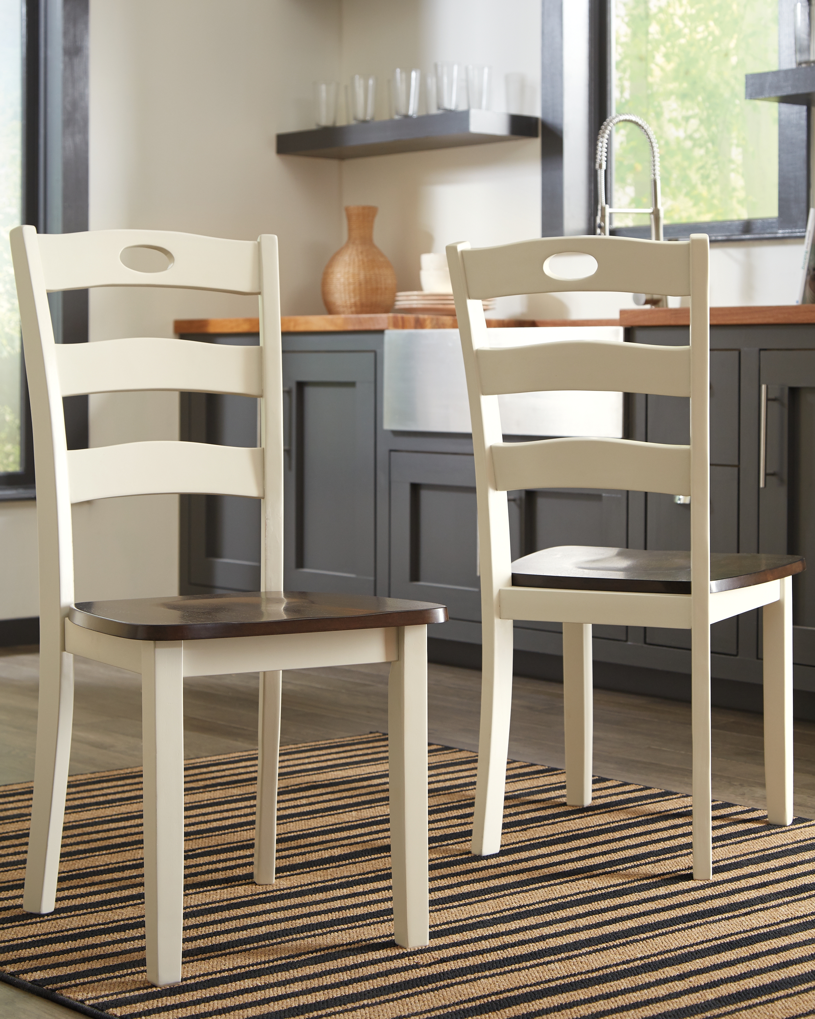 Woodanville Dining Chair (Set of 2) product image