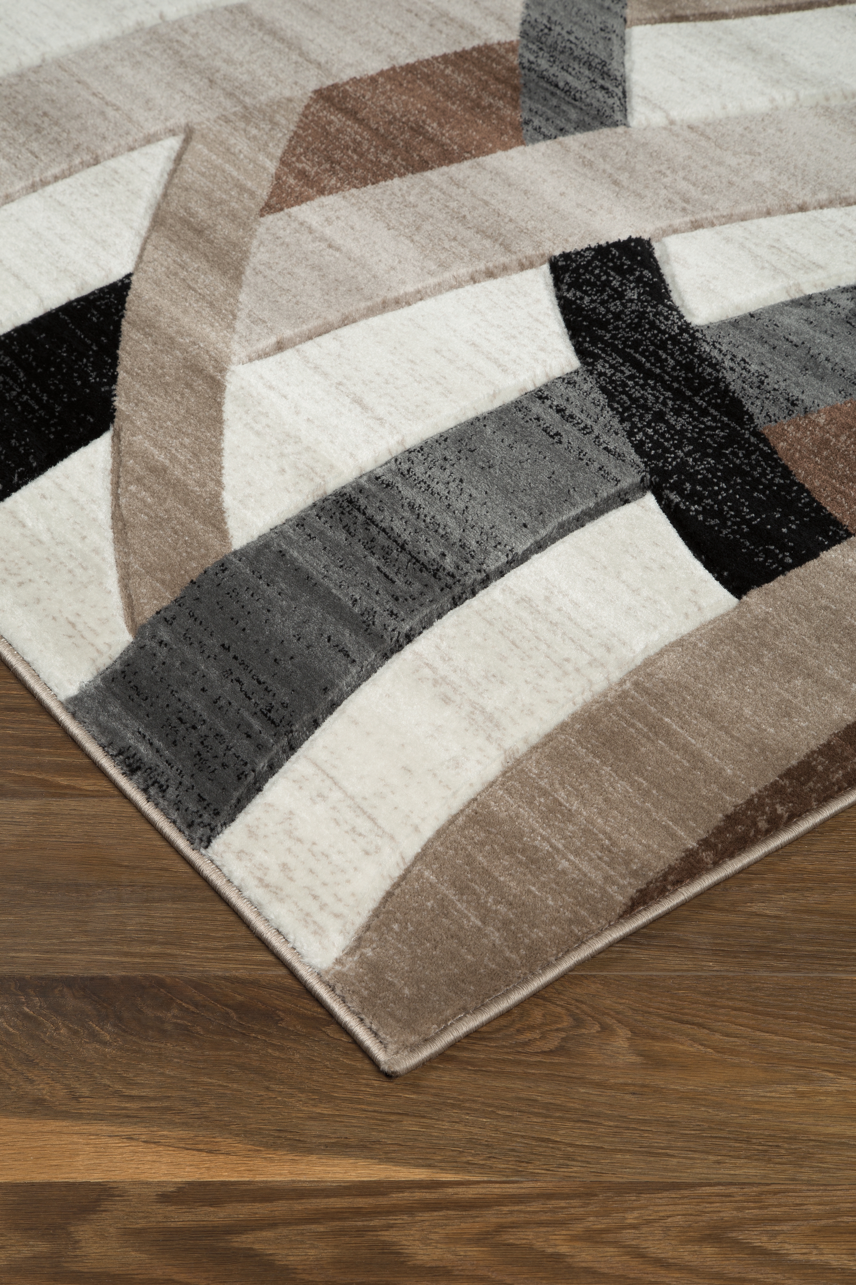Jacinth 6'6" x 9'6" Rug product image