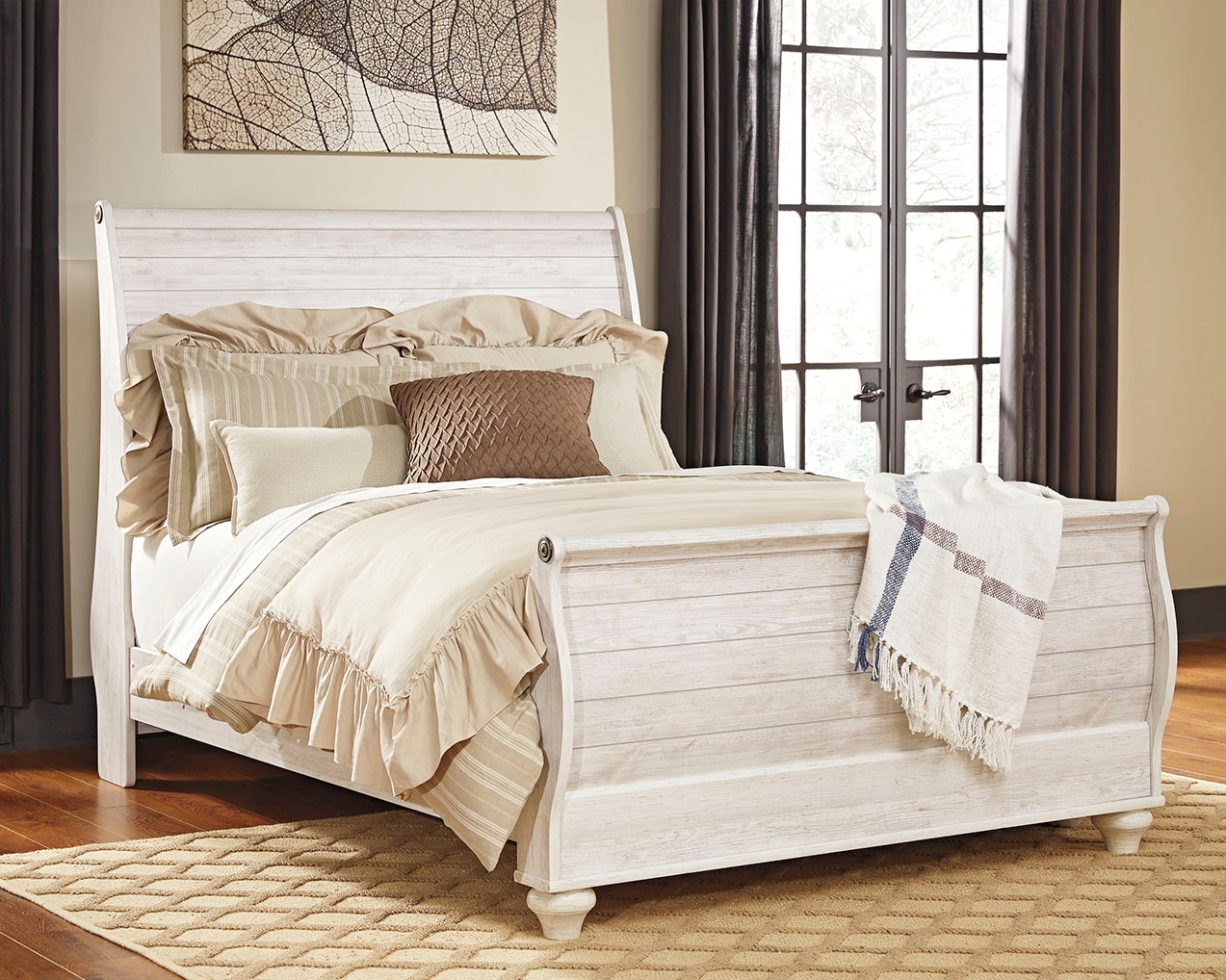 Willowton Queen Sleigh Bed product image