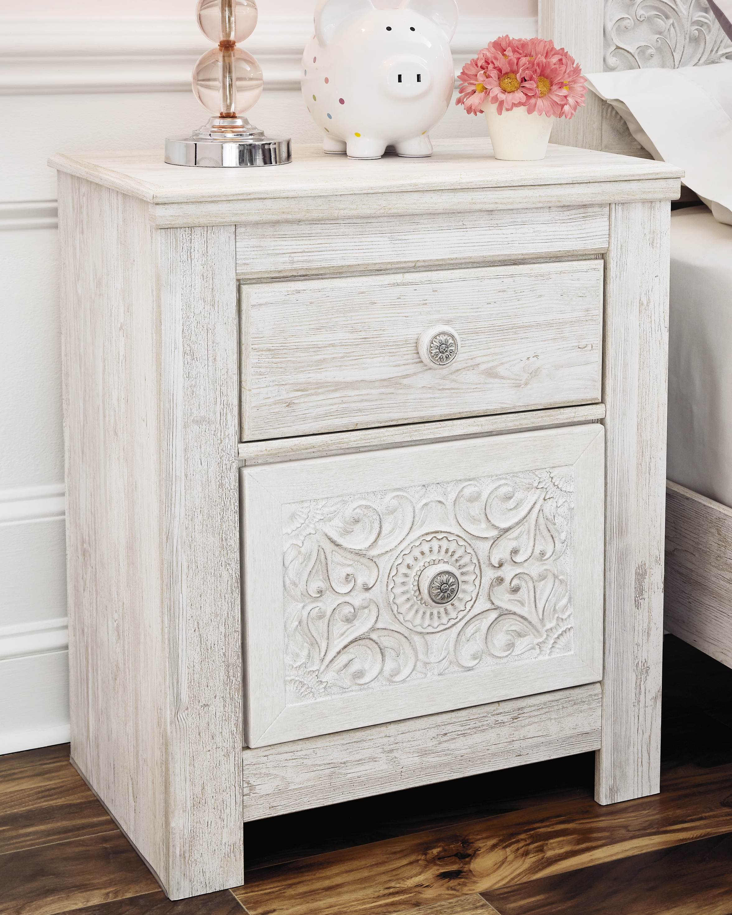Paxberry Nightstand product image
