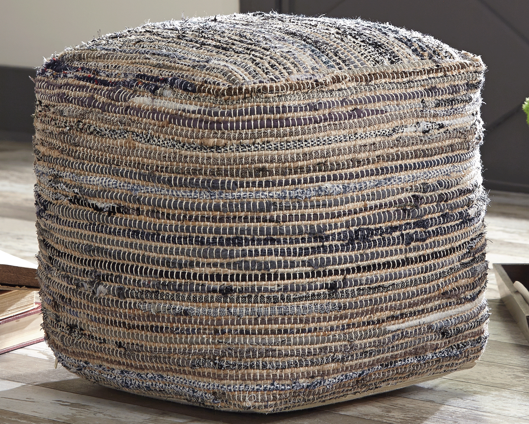 Absalom Pouf product image