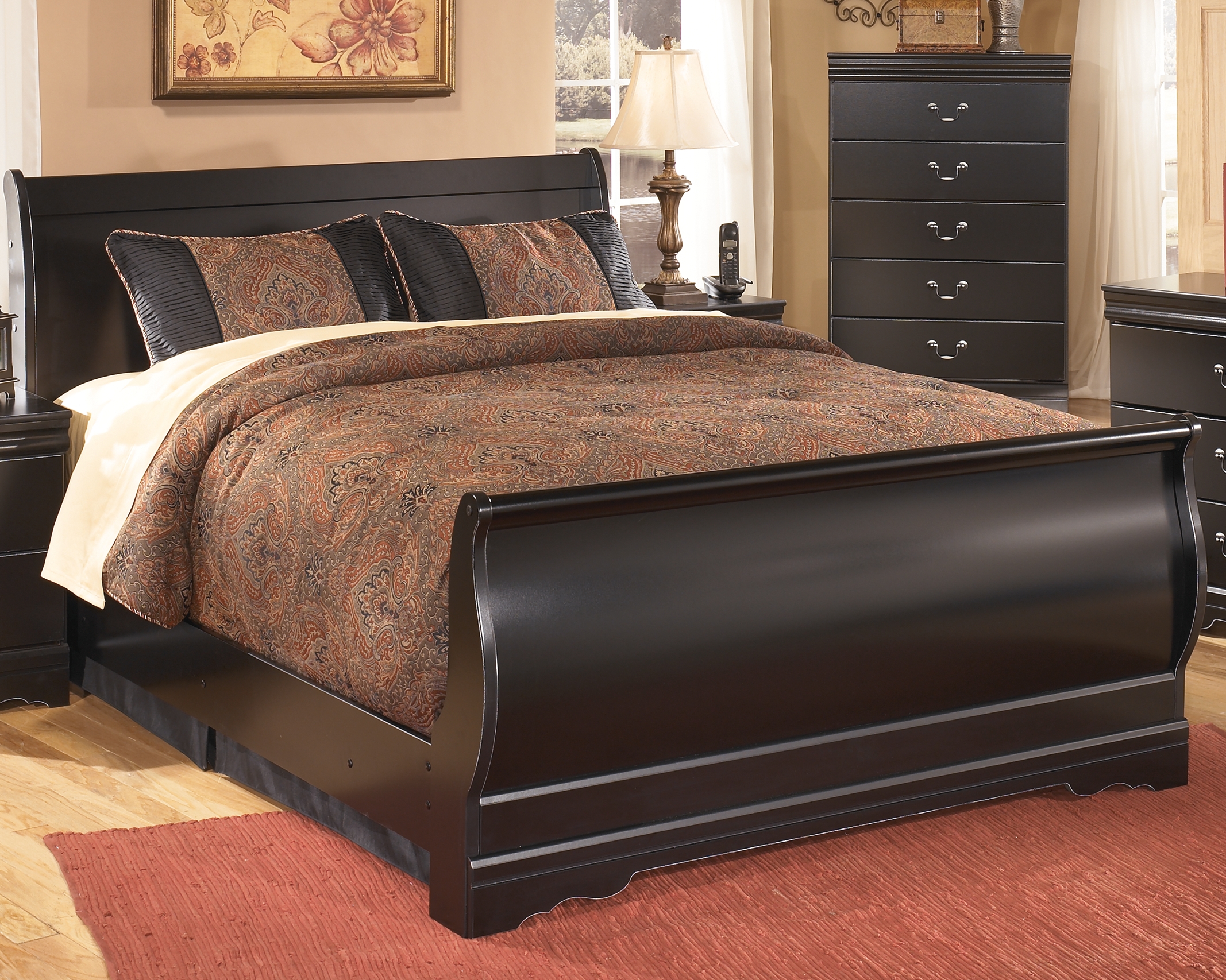 Huey Vineyard Full Sleigh Bed product image