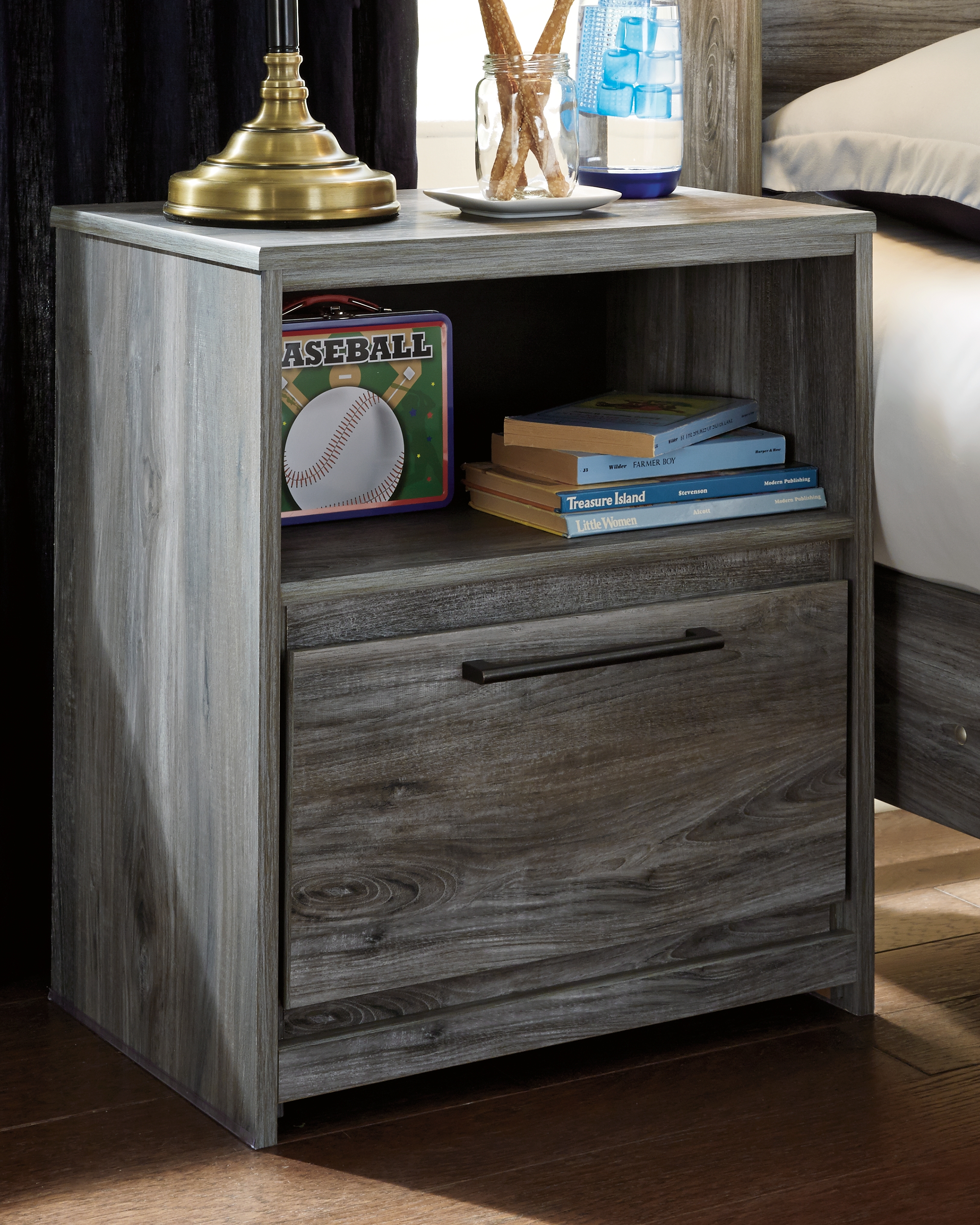Baystorm Queen Panel Storage Bed with Mirrored Dresser and Nightstand product image