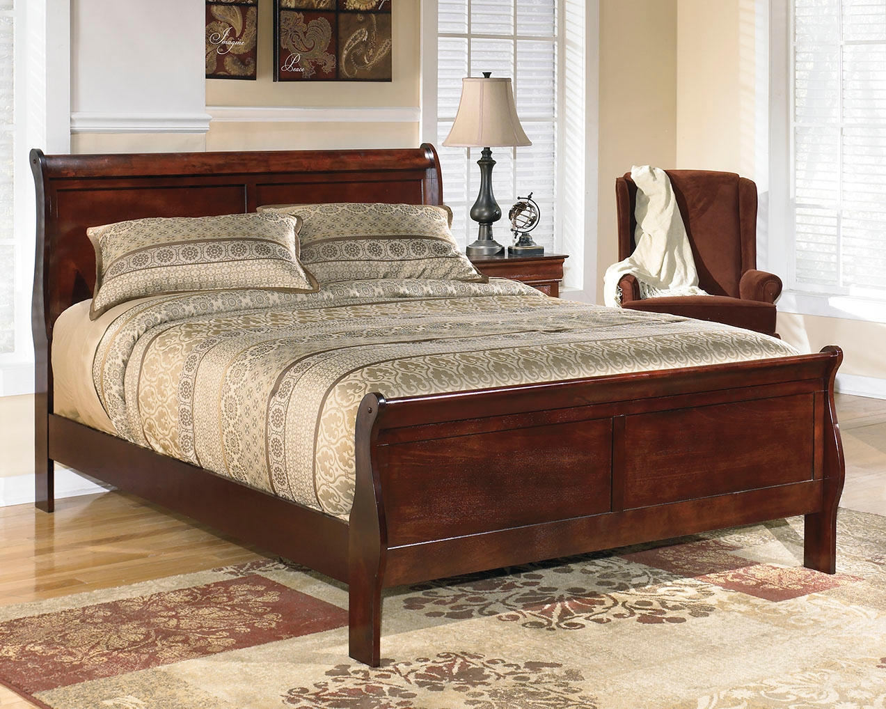 Alisdair King Sleigh Bed product image