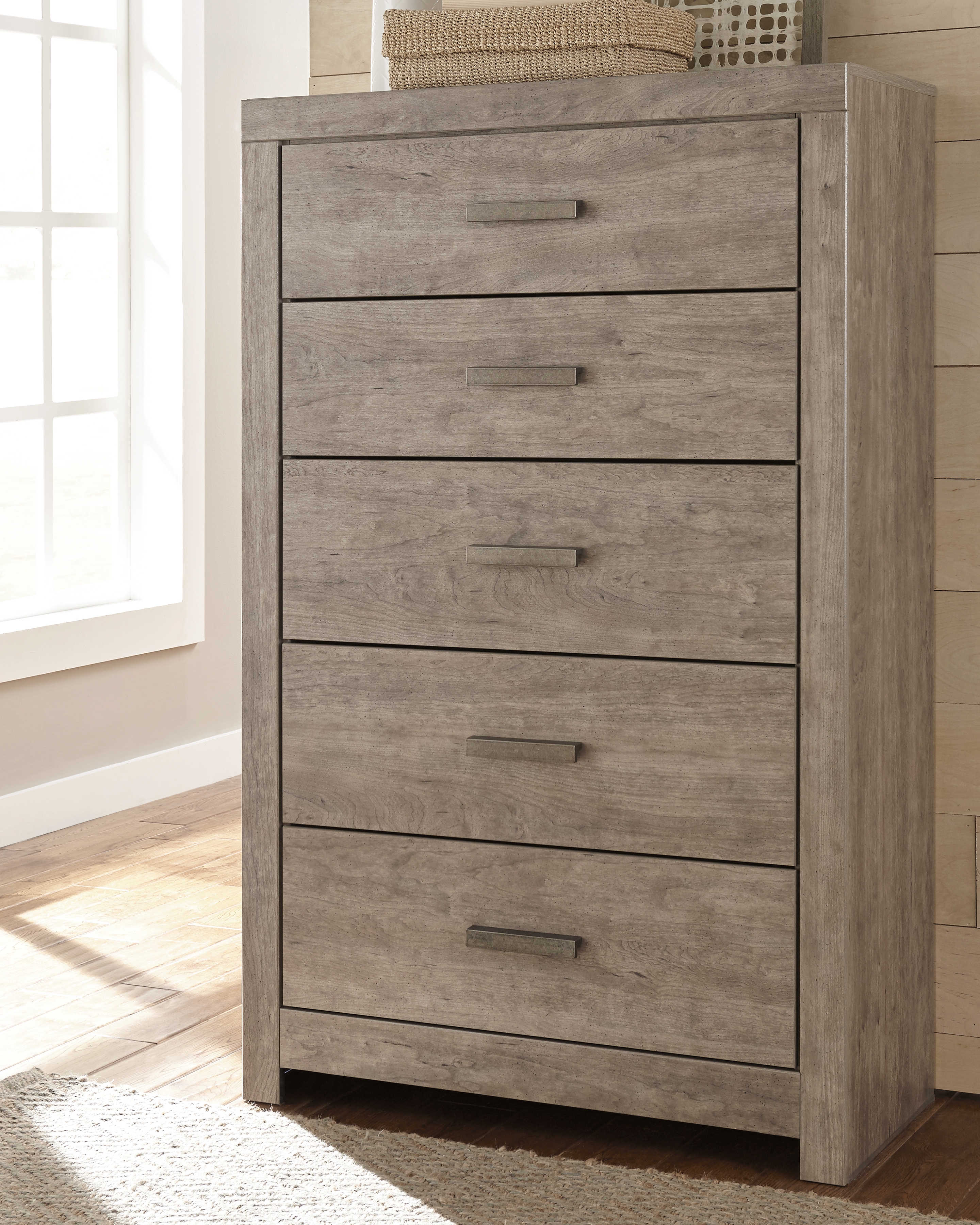 Culverbach Chest of Drawers product image