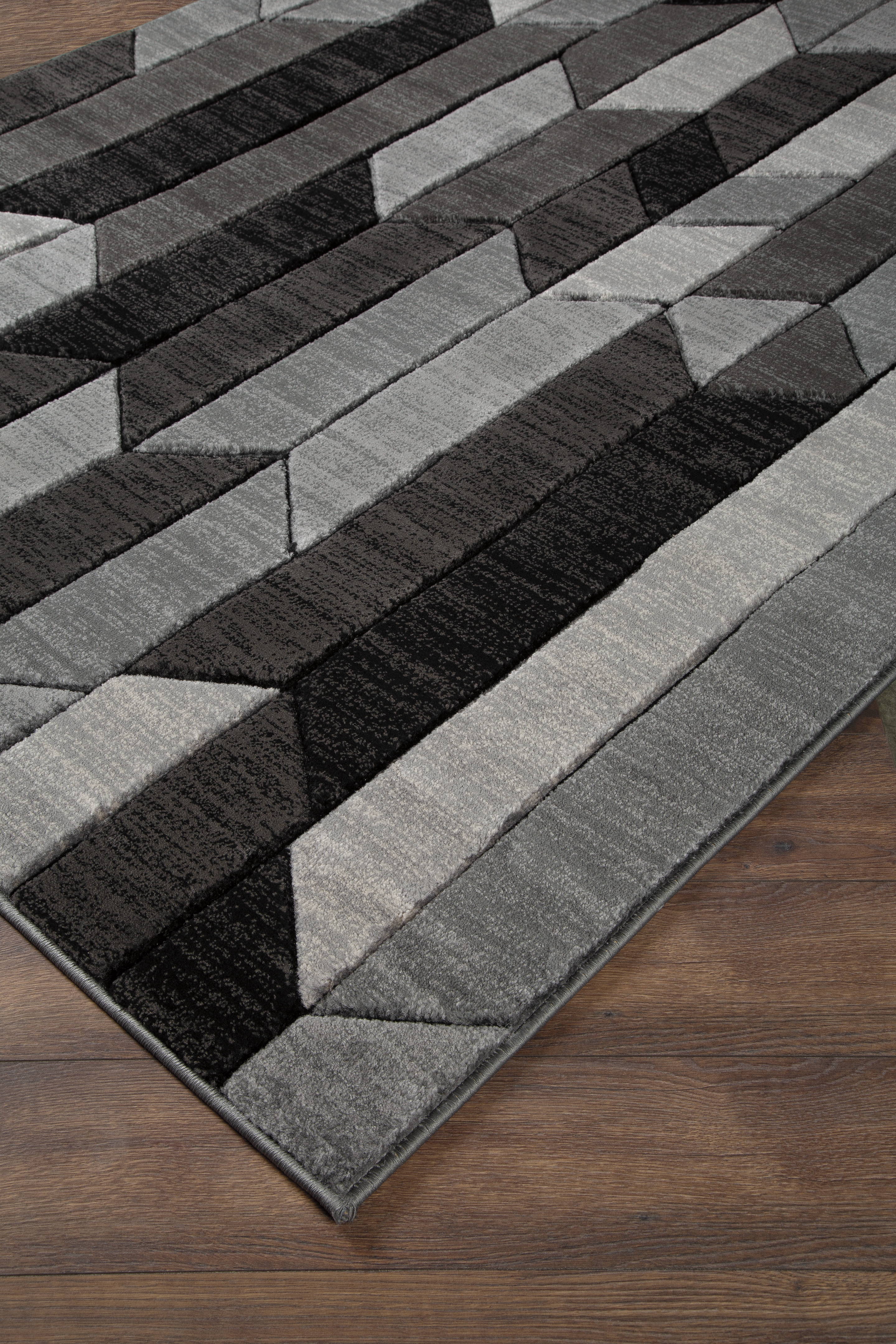Chayse 6'6" x 9'6" Rug product image