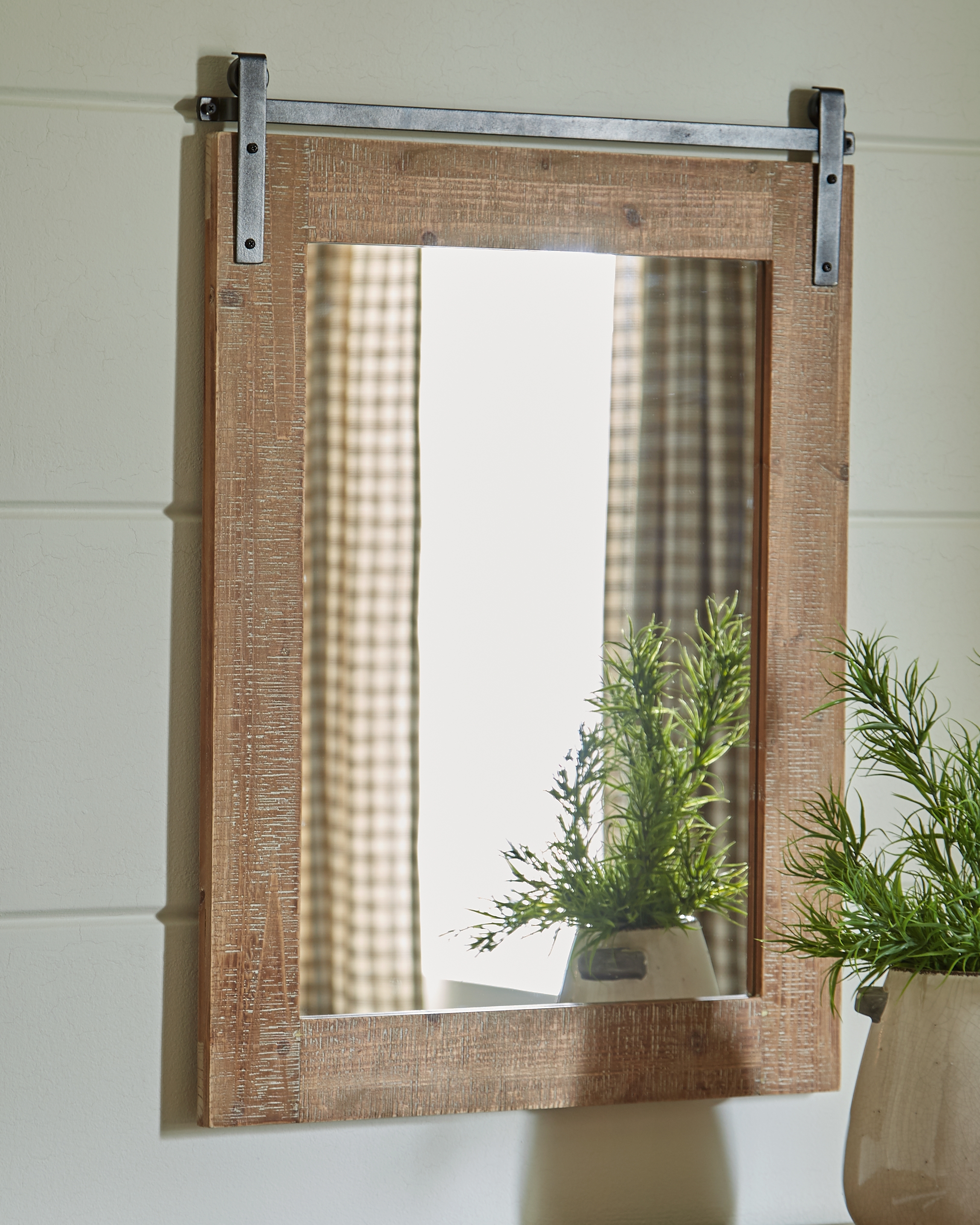 Lanie Accent Mirror product image