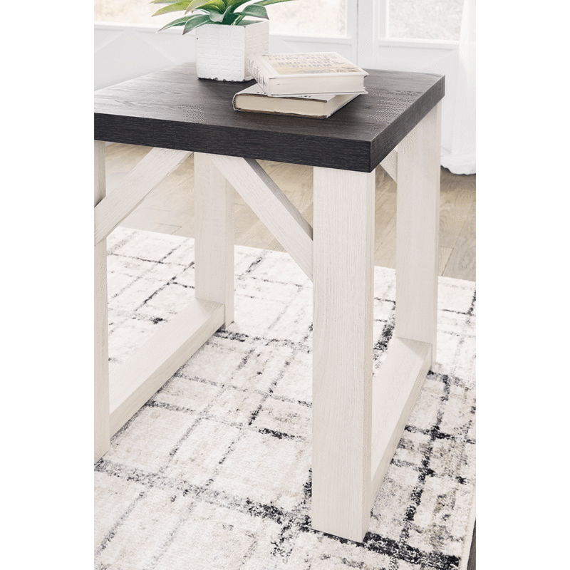 Dorrinson Table 3 Piece Table Set By Ashley end table close up product image